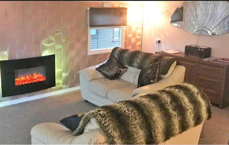 Peregrine Lodge - Idillic Cornwall Retreat Лискард Екстериор снимка